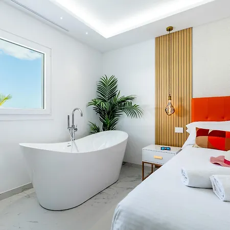 빌라 Michelle Private Oasis Heated Pool And Wifi 플라야 파라이소