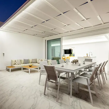 Michelle Private Oasis Heated Pool And Wifi Villa *