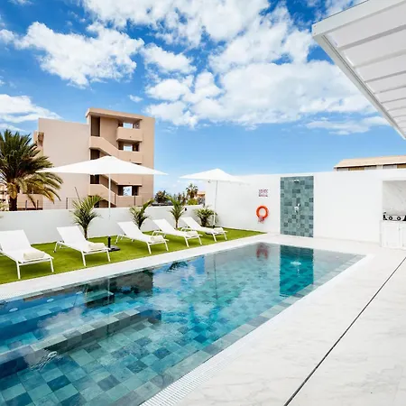 Michelle Private Oasis Heated Pool And Wifi Villa Playa Paraiso (Tenerife)